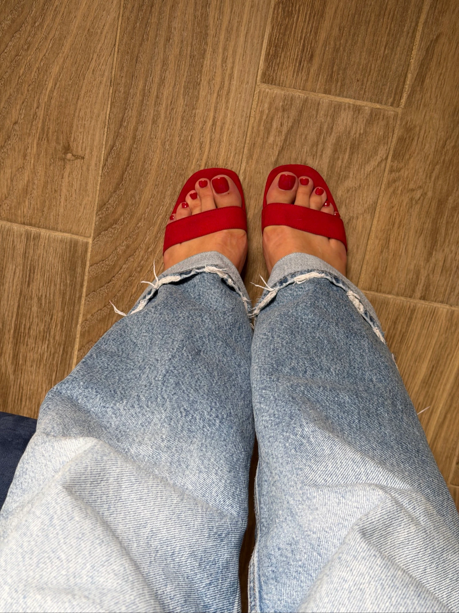 Sandales rouges à talons stradivarius taille 41